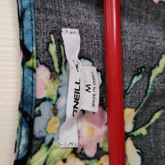 O'Neill Dress - Picture 2 of 4